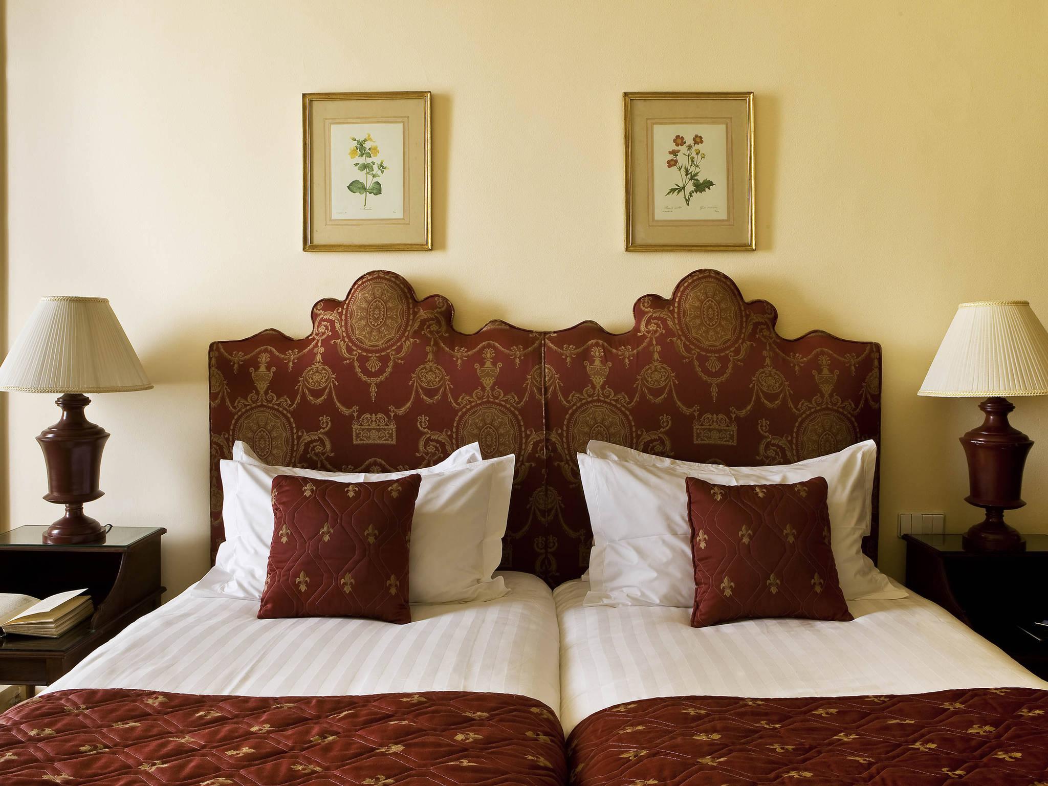 فندق بافيلون وينتر الاقصر الأقصر المظهر الخارجي الصورة A bedroom at the hotel