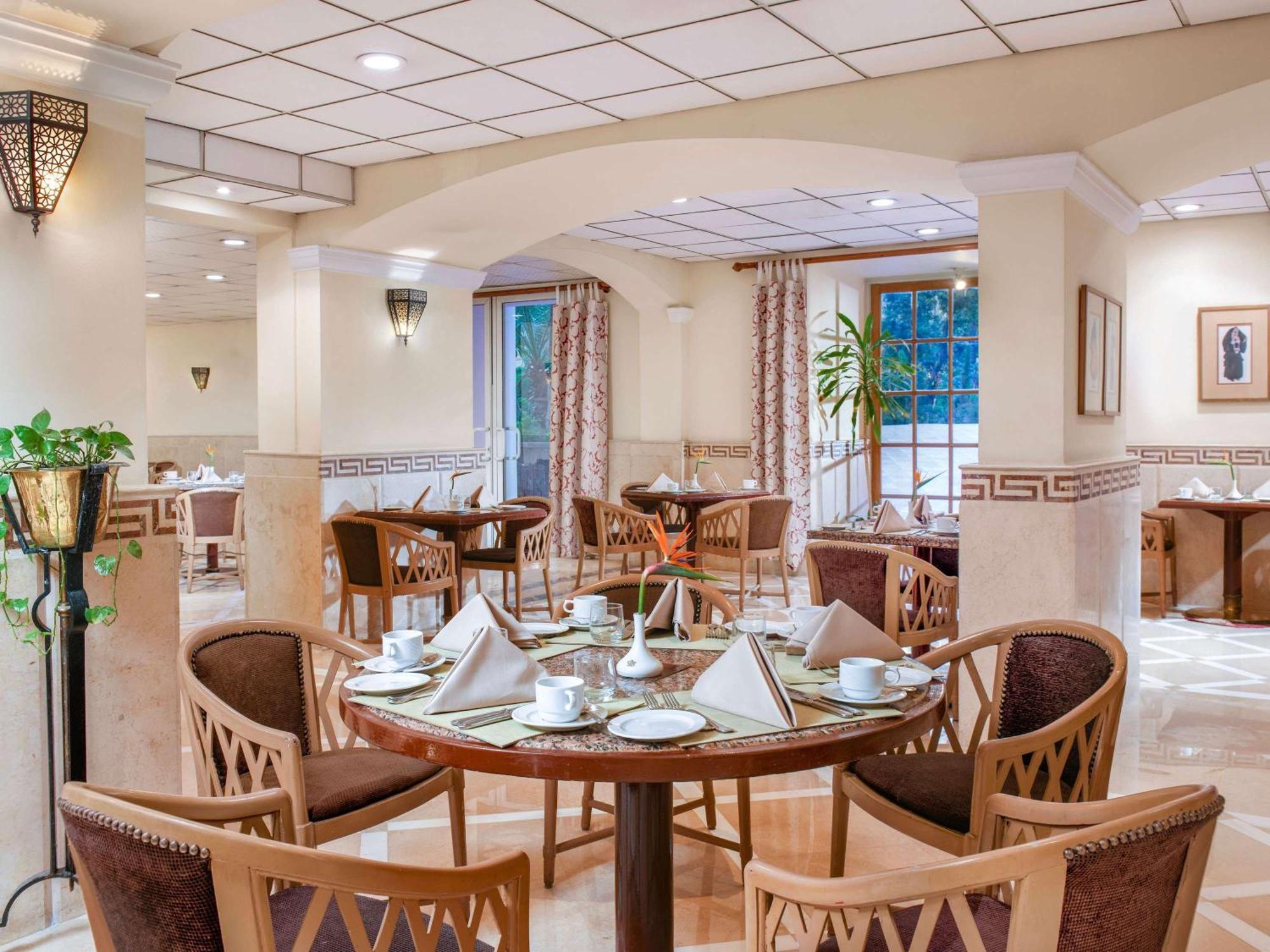 فندق بافيلون وينتر الاقصر الأقصر المظهر الخارجي الصورة The restaurant